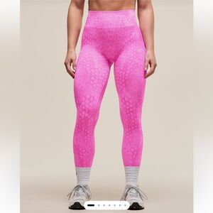 ADAPT ANIMAL X WHITNEY
SEAMLESS LEGGINGS